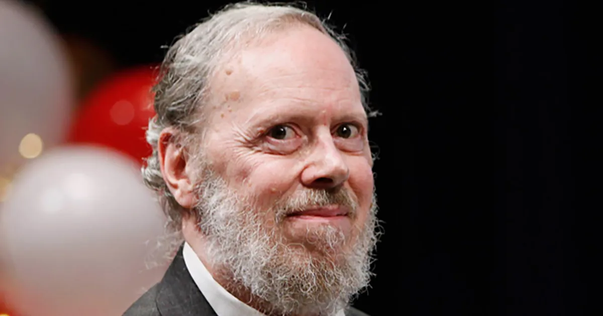 Dennis Ritchie Raja coding sejati yang mengubah dunia digital